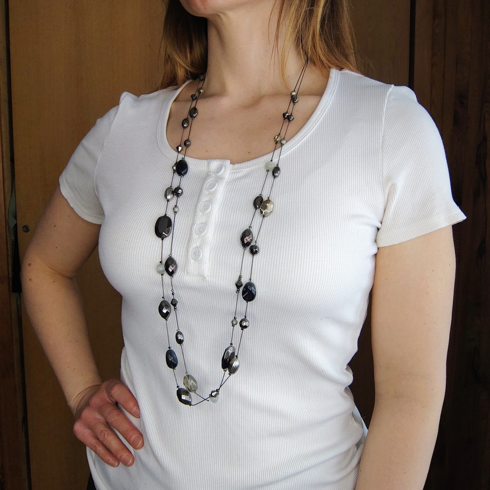 Elegant Black and Silver Beaded Necklace